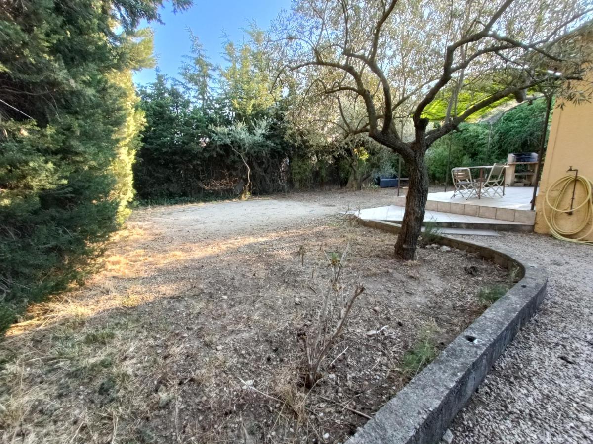 Chalet Agreable, A Proximite Du Centre Historique, Golf Academy Villeneuve-lès-Avignon Екстериор снимка