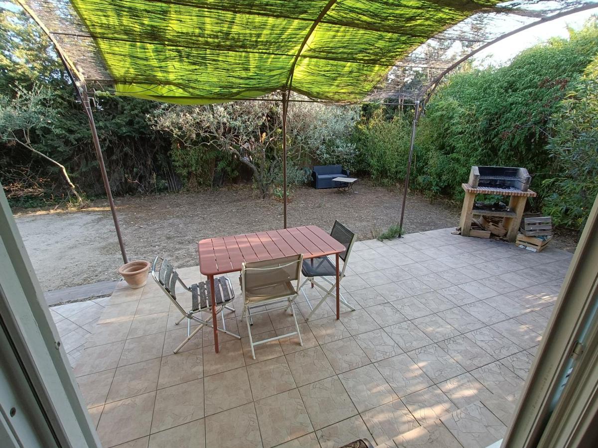 Chalet Agreable, A Proximite Du Centre Historique, Golf Academy Villeneuve-lès-Avignon Екстериор снимка